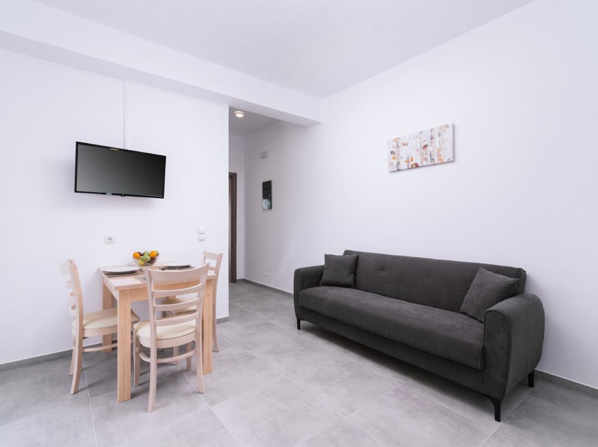 Apartment Lychnos Kamilari